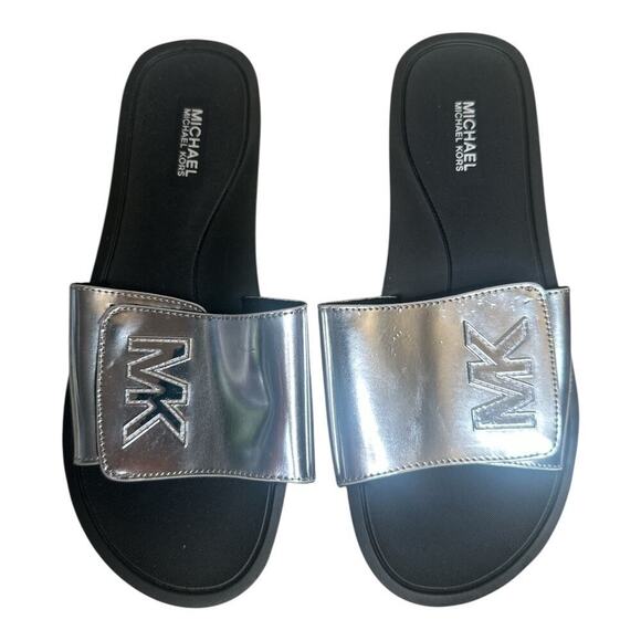 Michael Kors Silver Metallic Adjustable Slides Sandals Size 9M NWOB Pool Beach - Picture 1 of 7